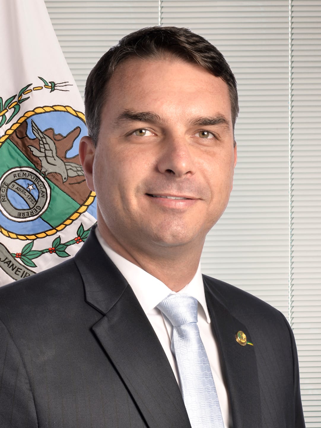 Em carta dos EUA, Flávio se diz "verdadeiro presidente do Brasil"