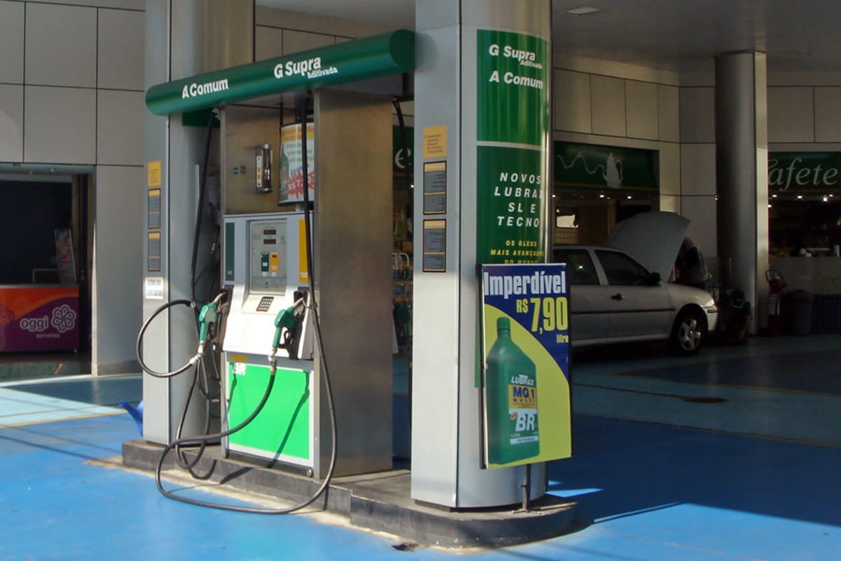 Diesel sobe em outubro e S-10 chega a R$ 7,44 por litro nos postos