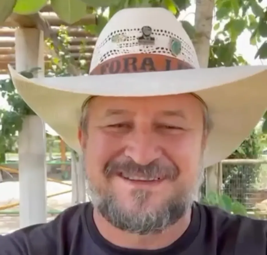 Cattani defende Eduardo Bolsonaro e intensifica críticas ao governador no Instagram