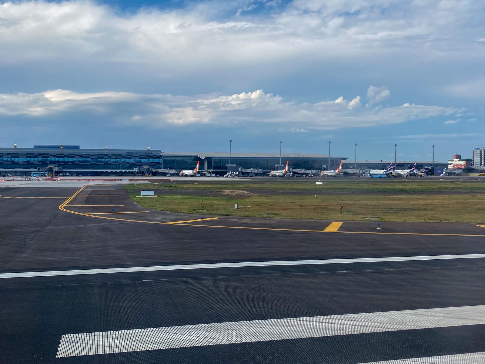 Terminal do Aeroporto Salgado Filho em Porto Alegre