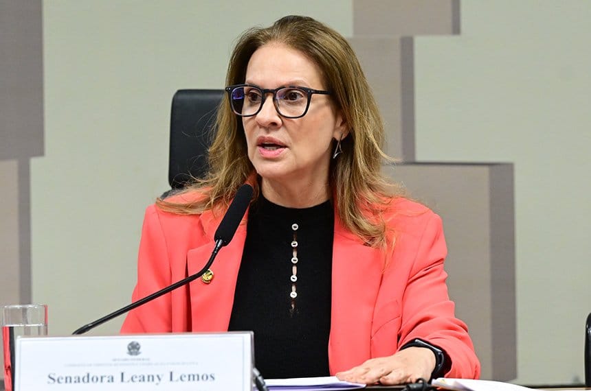 Leany Lemos senadora