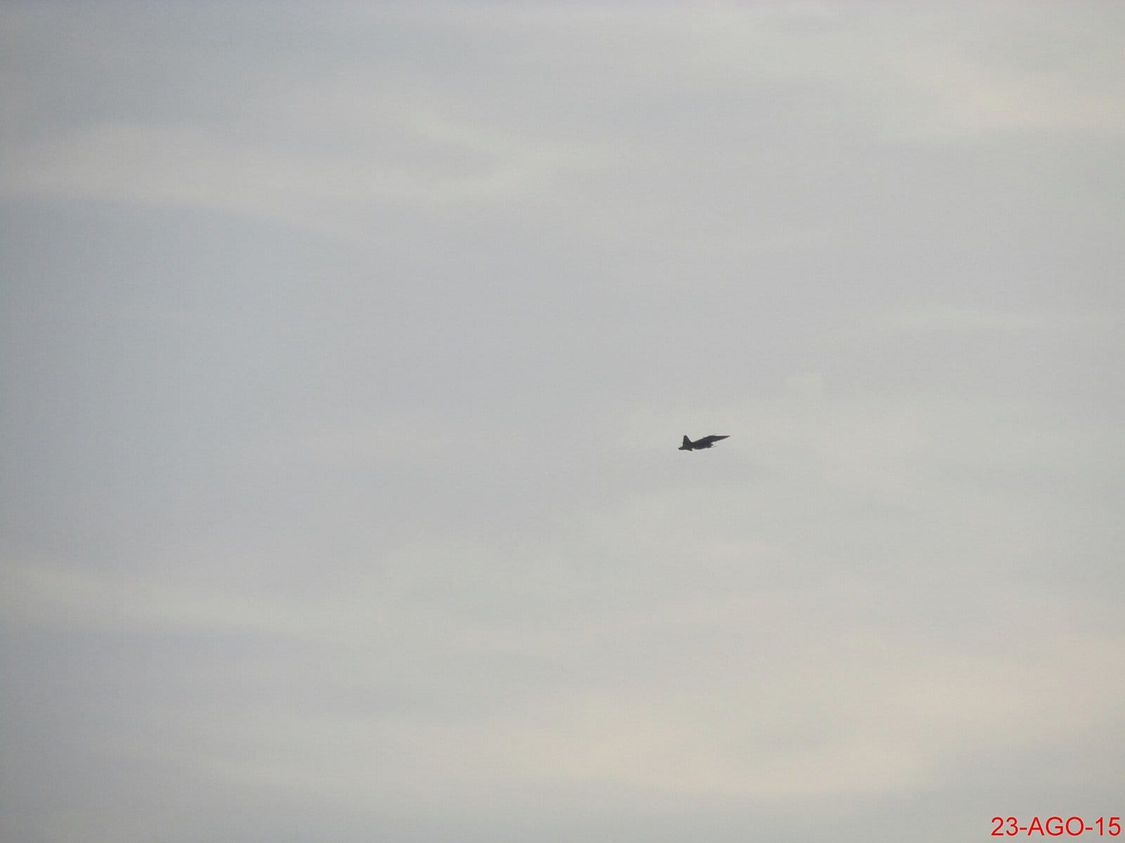 Academia da Força Aérea (AFA) em Pirassununga/SP. Caça F-5EM (4856) da Força Aérea Brasileira se apresentando no Domingo Aéreo 2015. Atualmente, a FAB possui uma frota de 46 jatos