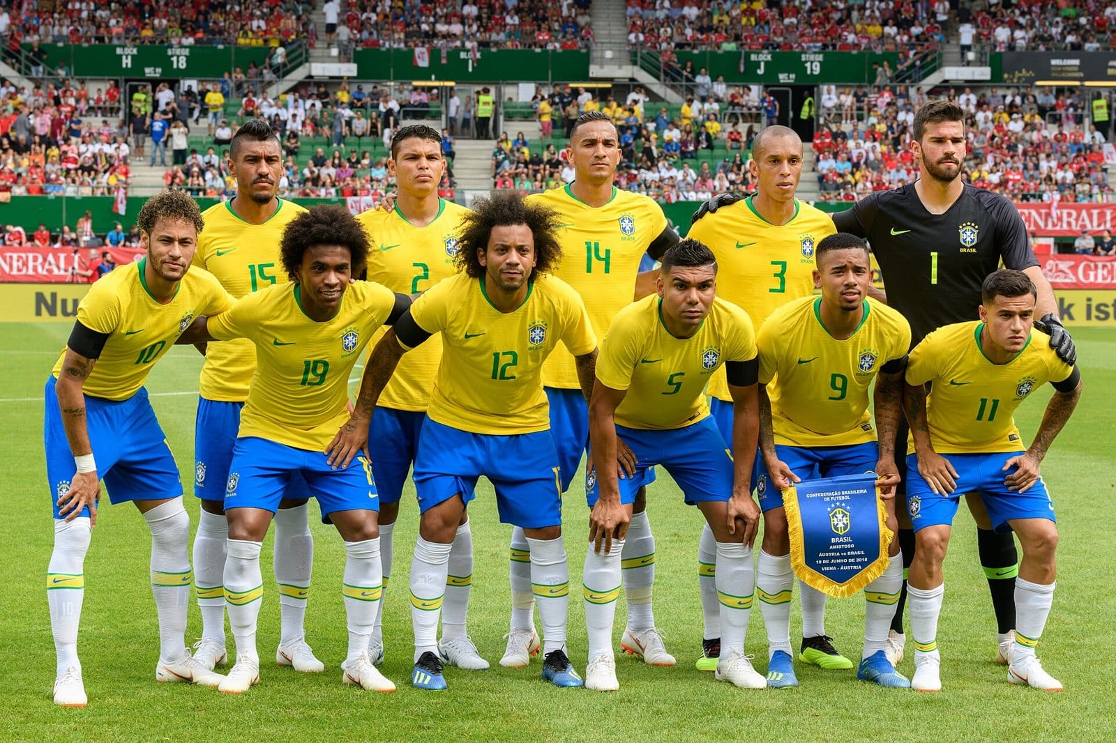 FIFA Friendly Match Austria vs. Brazil 2018/06/10 in Vienna/Ernst-Happel-Stadium. Picture shows Brazilian national team Paulinho (15), Thiago Silva (2), Danilo (14), Miranda (3), A