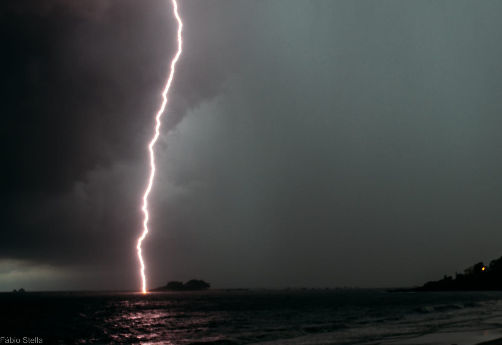 Tempestade com raios