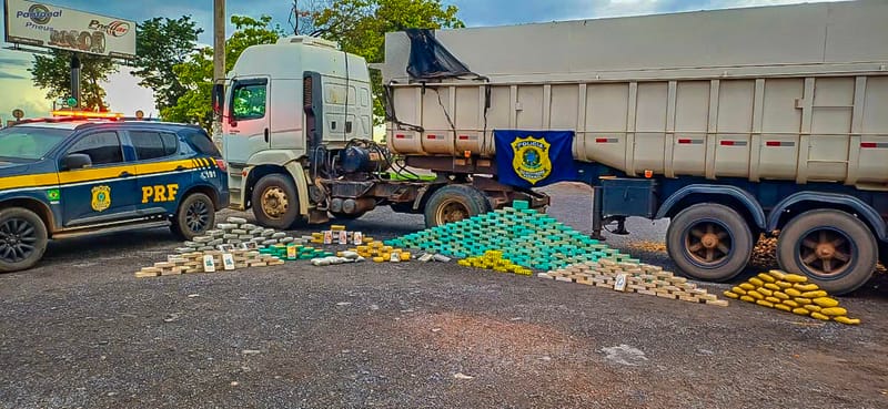 PM e PRF apreendem 1,1 tonelada de drogas em Canarana e prendem seis