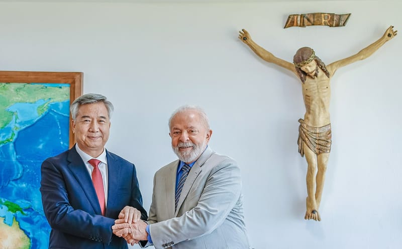China troca chefes de seis províncias às vésperas do plenário do Partido