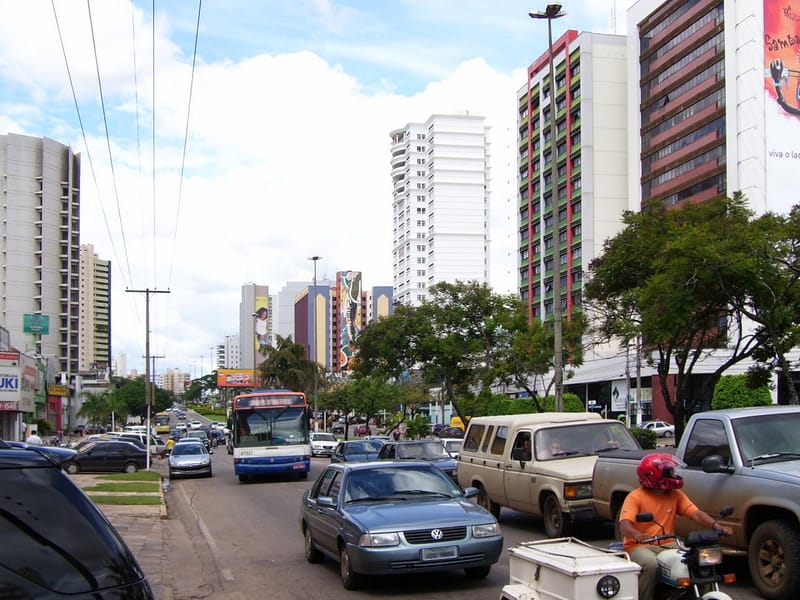 Avenida Historiador Rubens de Mendonça (Avenida do CPA), em Cuiabá